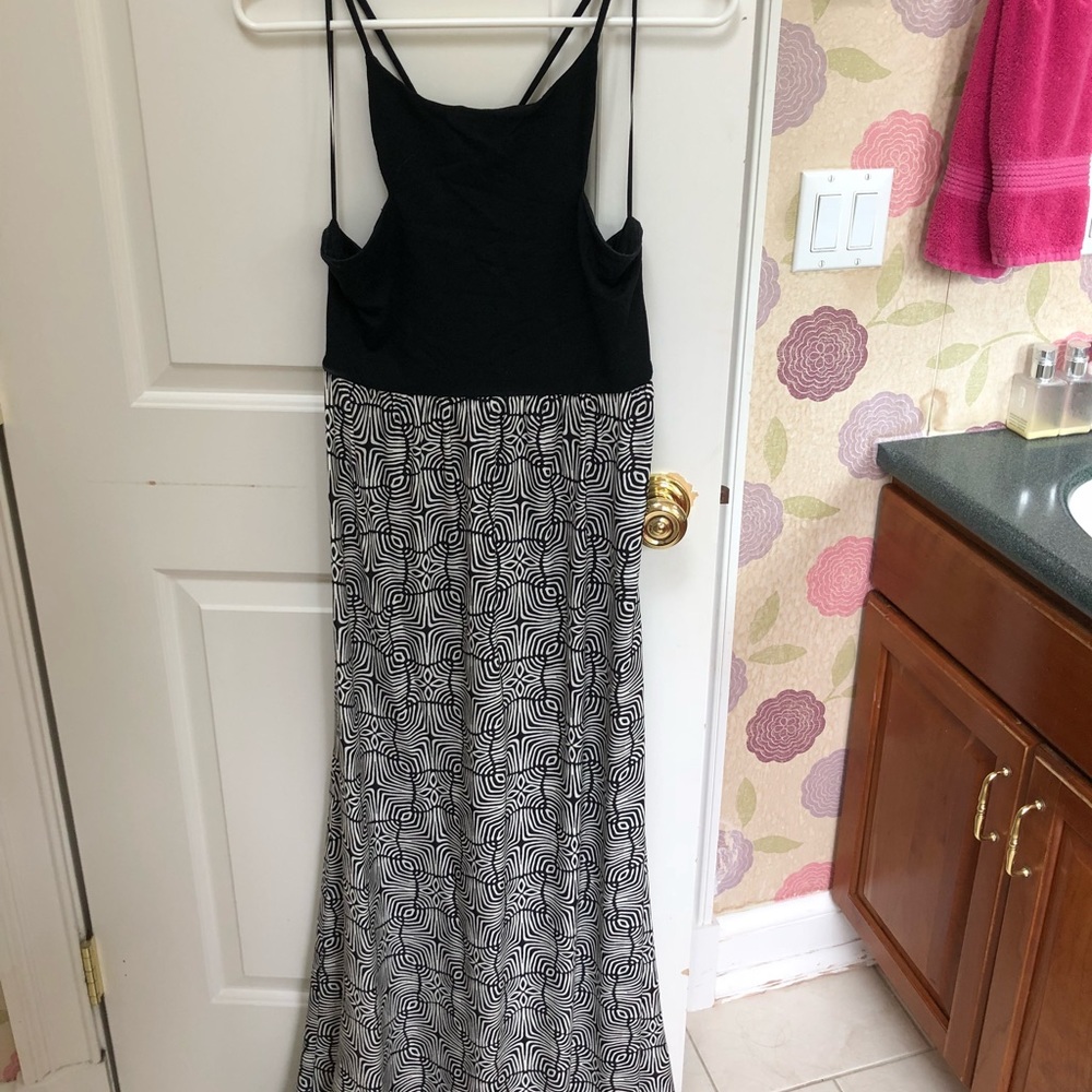 Alice & Trixie High Neck Maxi Dress